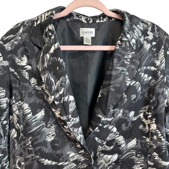 Chico’s Silk Blend Womens Black Blazer/Jacket/ Size 3 (XL) - Picture 3 of 7